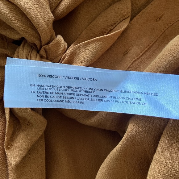 NWT Band of Gypsies Ochre Gold Tie Waist Button Down Blouse Size Small - Picture 7 of 8